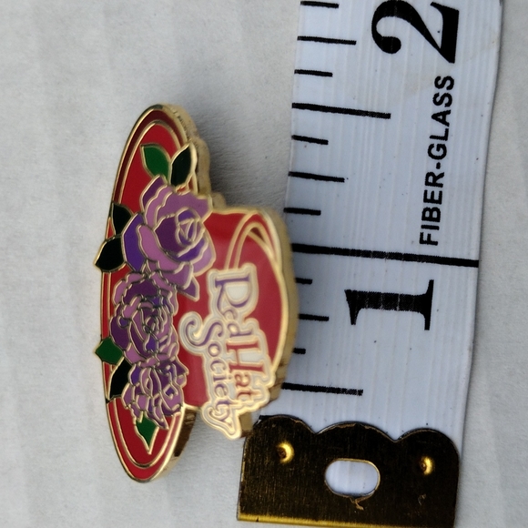Red hat society tac pin brooch. - Picture 3 of 4